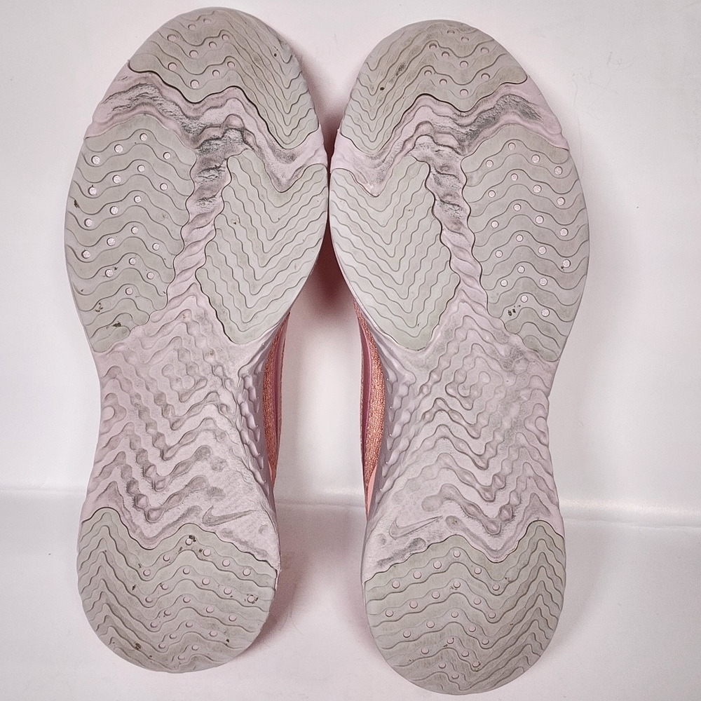 Nike React Size 9.5 - image 8